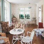 Alamar House * Salinas (Castrillon)