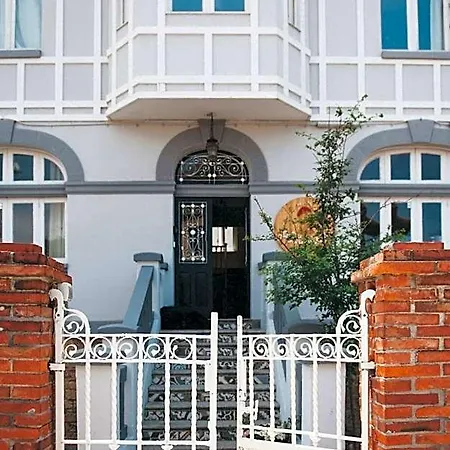 Vandrerhjem Alamar House