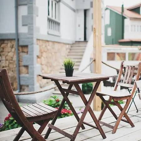 بيت شباب Alamar House *