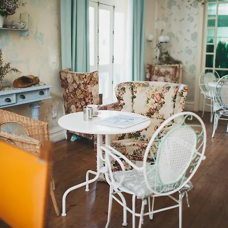 Alamar House بيت شباب ساليناس